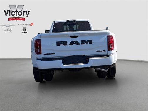 2026 RAM 3500 Laramie Crew Cab 4x4 8' Box