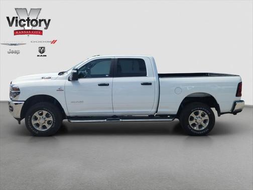 2025 RAM 2500 Big Horn Crew Cab 4x4 6'4' Box