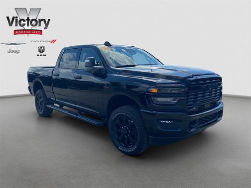 2025 RAM 2500 Big Horn Crew Cab 4x4 6'4' Box