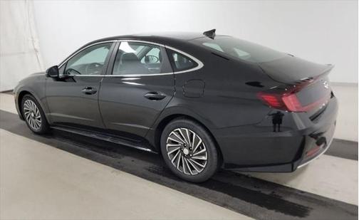 2022 Hyundai SONATA Hybrid Limited