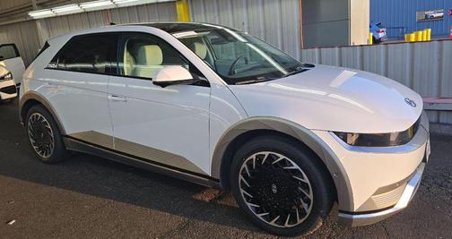 Atlas White 2024 Hyundai IONIQ 5 Limited