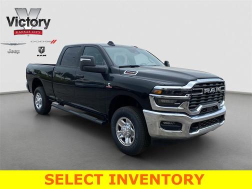 2025 RAM 2500 Tradesman Crew Cab 4x4 6'4' Box