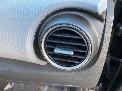 2020 Hyundai KONA Limited