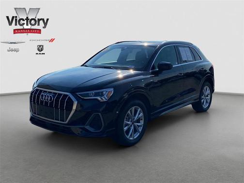 2023 Audi Q3 Premium 45 TFSI S line quattro Tiptronic