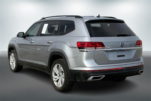 Photo 5 of 31 of 2021 Volkswagen Atlas 3.6 V6 SE w/ Technology