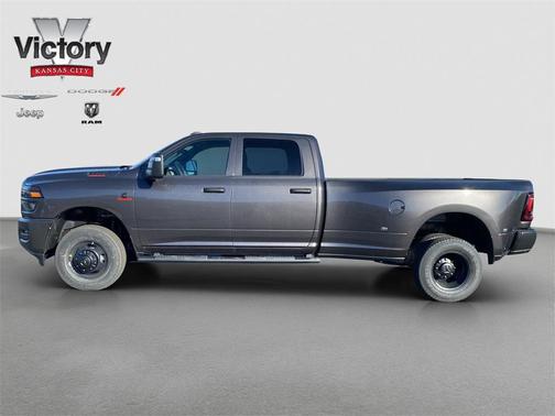 2026 RAM 3500 Tradesman Crew Cab 4x4 8' Box