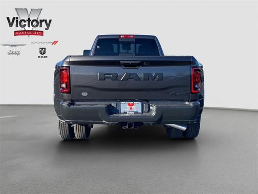 2026 RAM 3500 Tradesman Crew Cab 4x4 8' Box