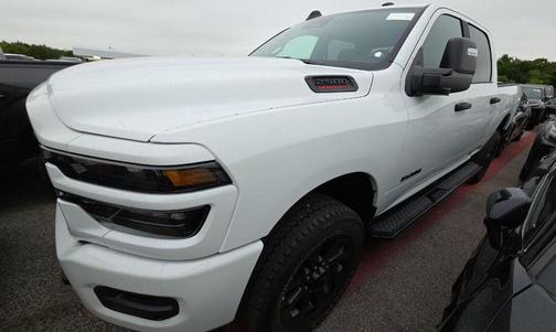 Bright White Clearcoat 2025 RAM 2500 Big Horn Crew Cab 4x4 6'4' Box