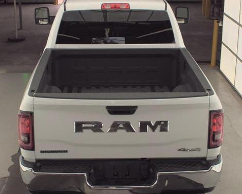 Bright White Clearcoat 2025 RAM 2500 Big Horn Crew Cab 4x4 6'4' Box