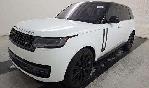 White 2023 Land Rover Range Rover P400 SE