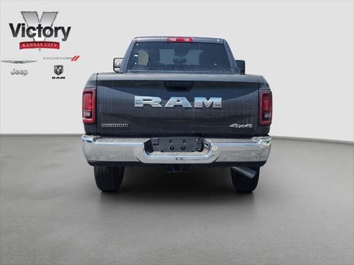 2025 RAM 2500 Big Horn Crew Cab 4x4 6'4' Box
