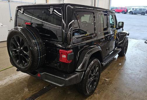 Black Clearcoat 2025 Jeep Wrangler 4xe Sahara