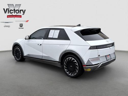 Atlas White 2022 Hyundai IONIQ 5 Limited