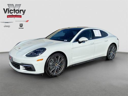 2018 Porsche Panamera 4S