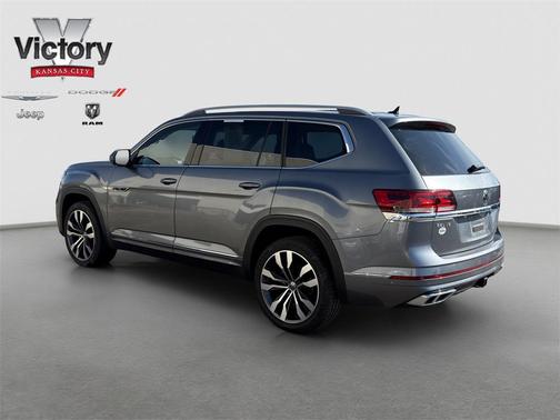 2022 Volkswagen Atlas 3.6L SEL Premium
