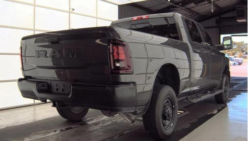 2025 RAM 2500 Tradesman Crew Cab 4x4 6'4' Box