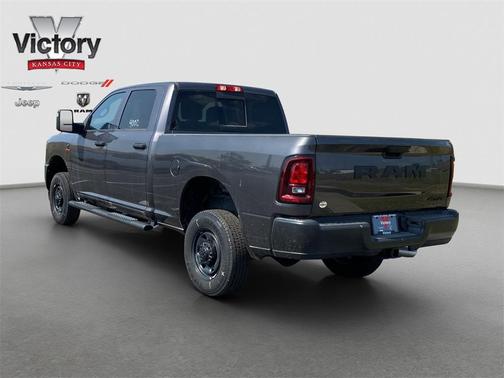 2025 RAM 2500 Tradesman Crew Cab 4x4 6'4' Box