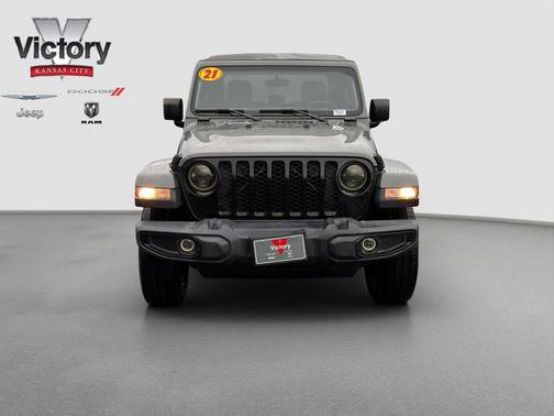 2021 Jeep Gladiator Willys 4x4