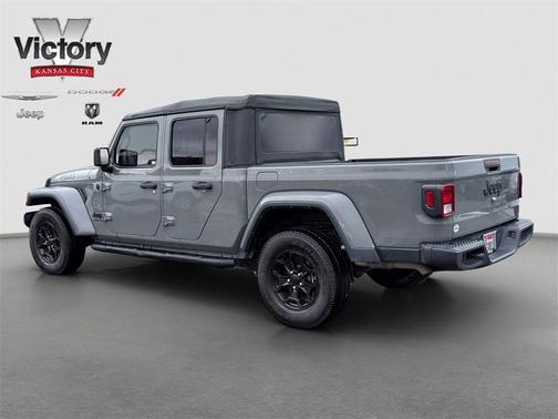 2021 Jeep Gladiator Willys 4x4