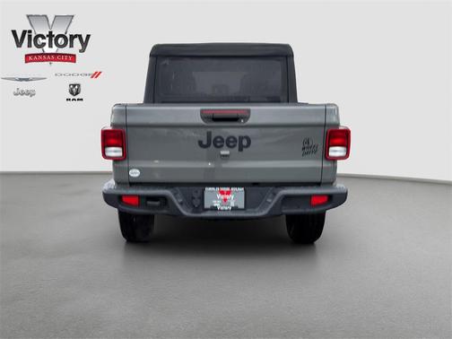 2021 Jeep Gladiator Willys 4x4