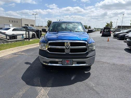 Blue Streak Pearlcoat 2018 RAM 1500 Tradesman
