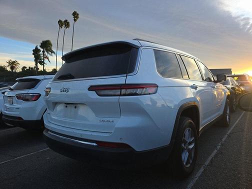 2024 Jeep Grand Cherokee L Laredo