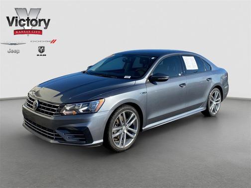 2018 Volkswagen Passat 2.0T R-Line