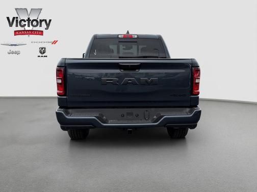 Forged Blue Metallic 2026 RAM 1500 Big Horn/Lone Star