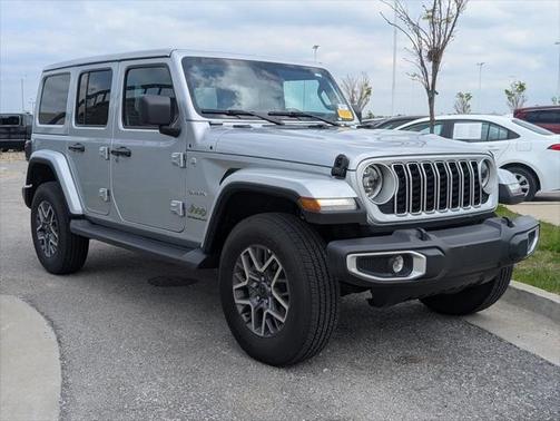 2024 Jeep Wrangler 4-Door Sahara 4x4
