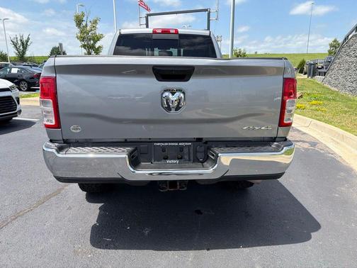 Billet Silver Metallic Clearcoat 2022 RAM 2500 Tradesman Crew Cab 4x4 6'4' Box