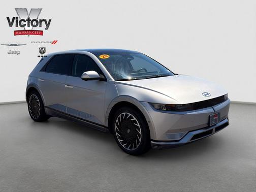 Gravity Gold (Matte Gold) 2023 Hyundai IONIQ 5 Limited
