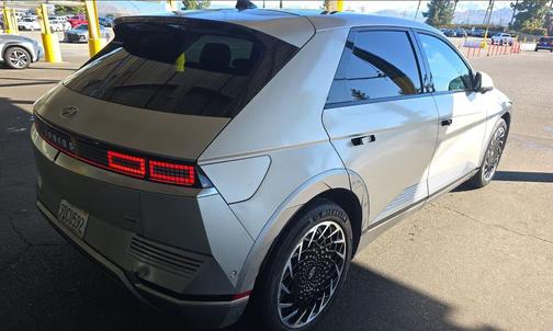 Gravity Gold (Matte Gold) 2023 Hyundai IONIQ 5 Limited