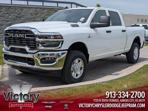 2025 RAM 2500 Tradesman Crew Cab 4x4 6'4' Box