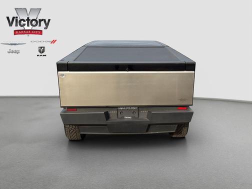 Stainless Steel 2024 Tesla Cybertruck Cyberbeast