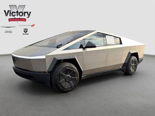 Stainless Steel 2024 Tesla Cybertruck Cyberbeast