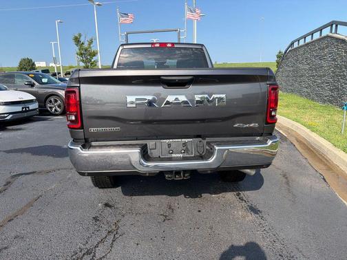 Granite Crystal Metallic Clearcoat 2025 RAM 2500 Big Horn Crew Cab 4x4 6'4' Box