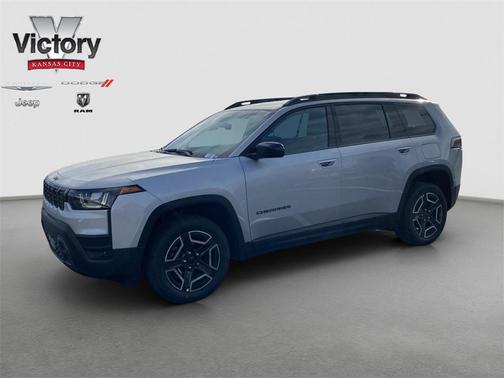 2026 Jeep Cherokee Laredo 4x4