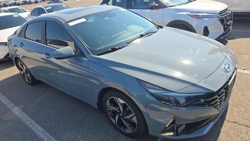 2022 Hyundai ELANTRA Limited
