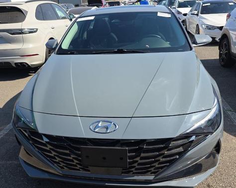 2022 Hyundai ELANTRA Limited