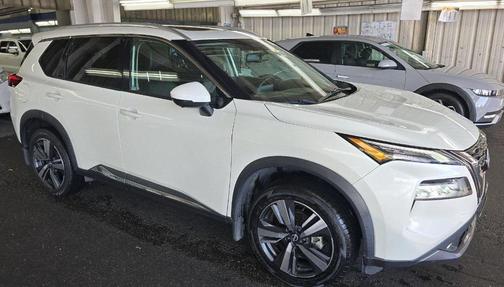 2022 Nissan Rogue SL