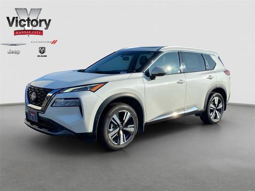 2022 Nissan Rogue SL