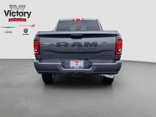 2025 RAM 2500 Big Horn Crew Cab 4x4 6'4' Box