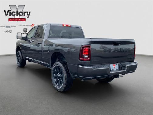 2025 RAM 2500 Big Horn Crew Cab 4x4 6'4' Box