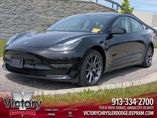 2022 Tesla Model 3 Long Range