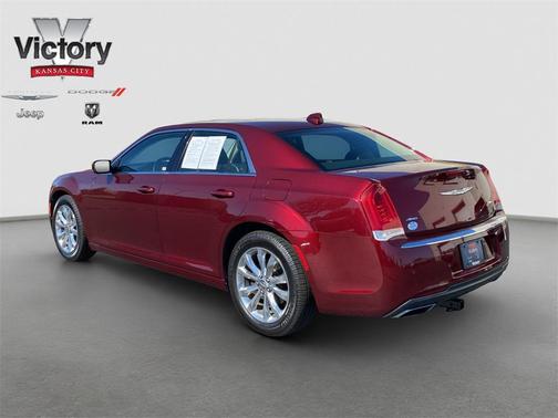 2016 Chrysler 300 S