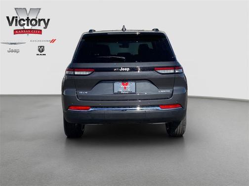 2026 Jeep Grand Cherokee Altitude