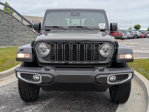 2025 Jeep Gladiator Sport S