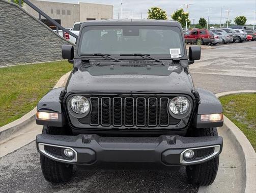 2025 Jeep Gladiator Sport S