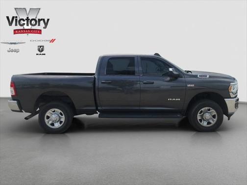 2020 RAM 2500 Tradesman Crew Cab 4X4 6'4' Box
