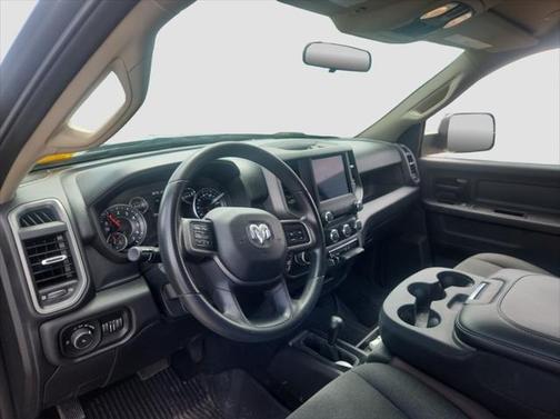 2020 RAM 2500 Tradesman Crew Cab 4X4 6'4' Box